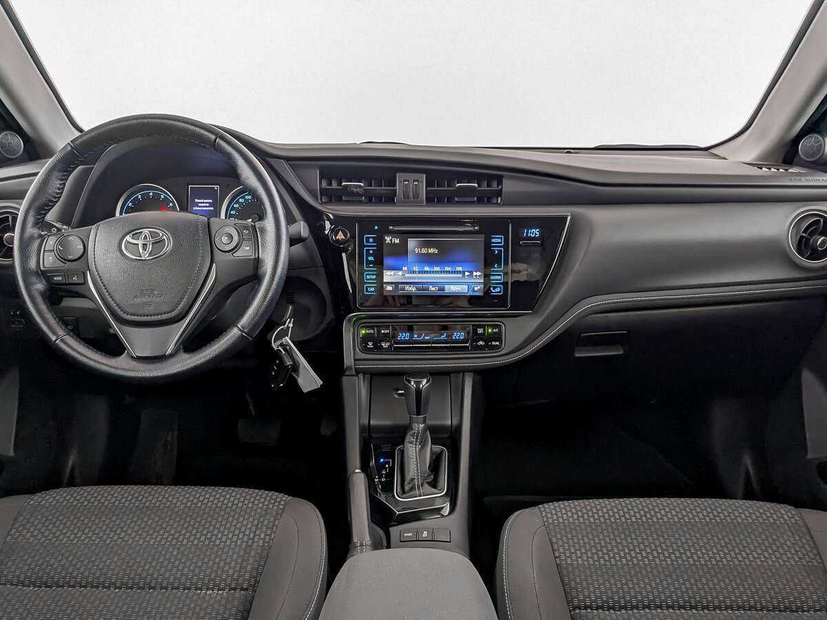 Toyota Corolla 2018 года с пробегом. Фото: #12
