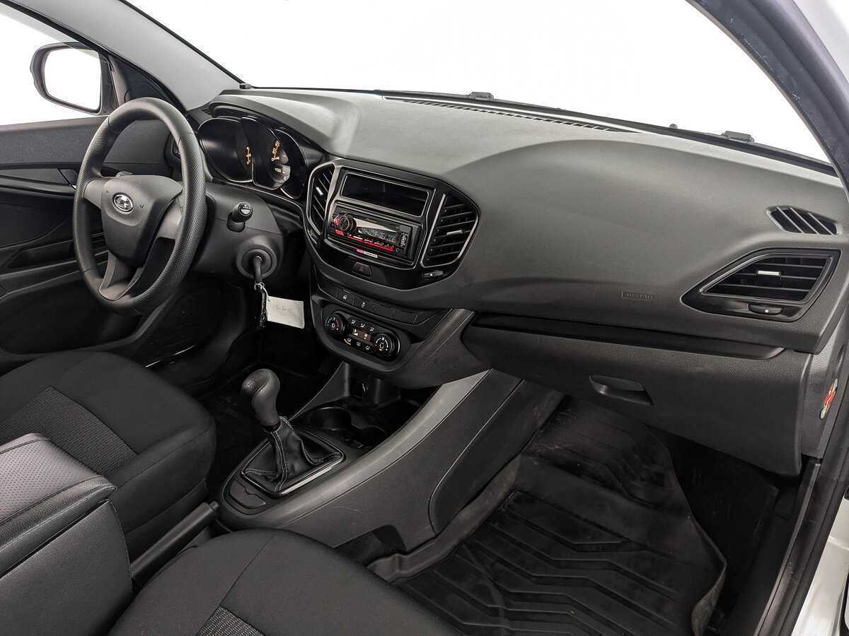 Lada (ВАЗ) Vesta 2021 года с пробегом. Фото: #8