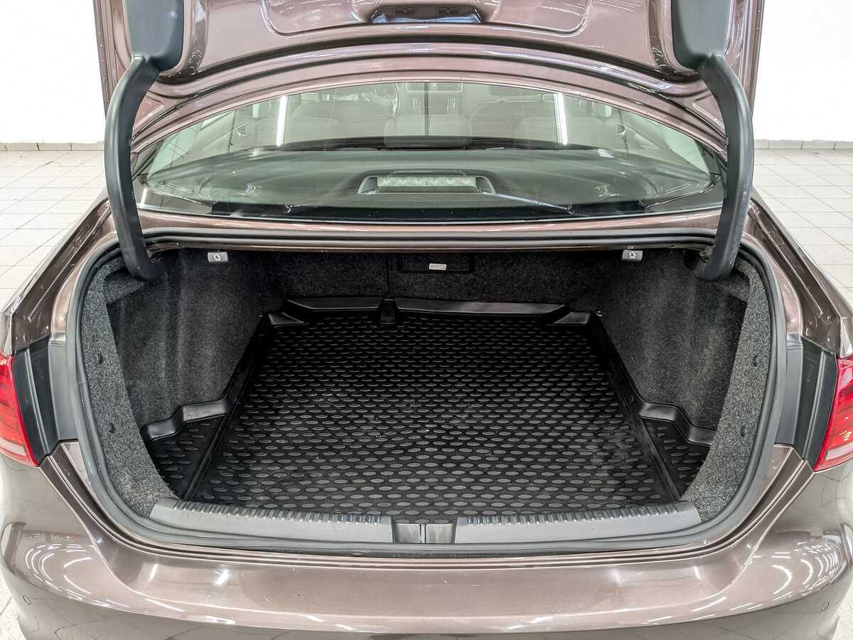 Volkswagen Jetta 2014 года с пробегом. Фото: #9