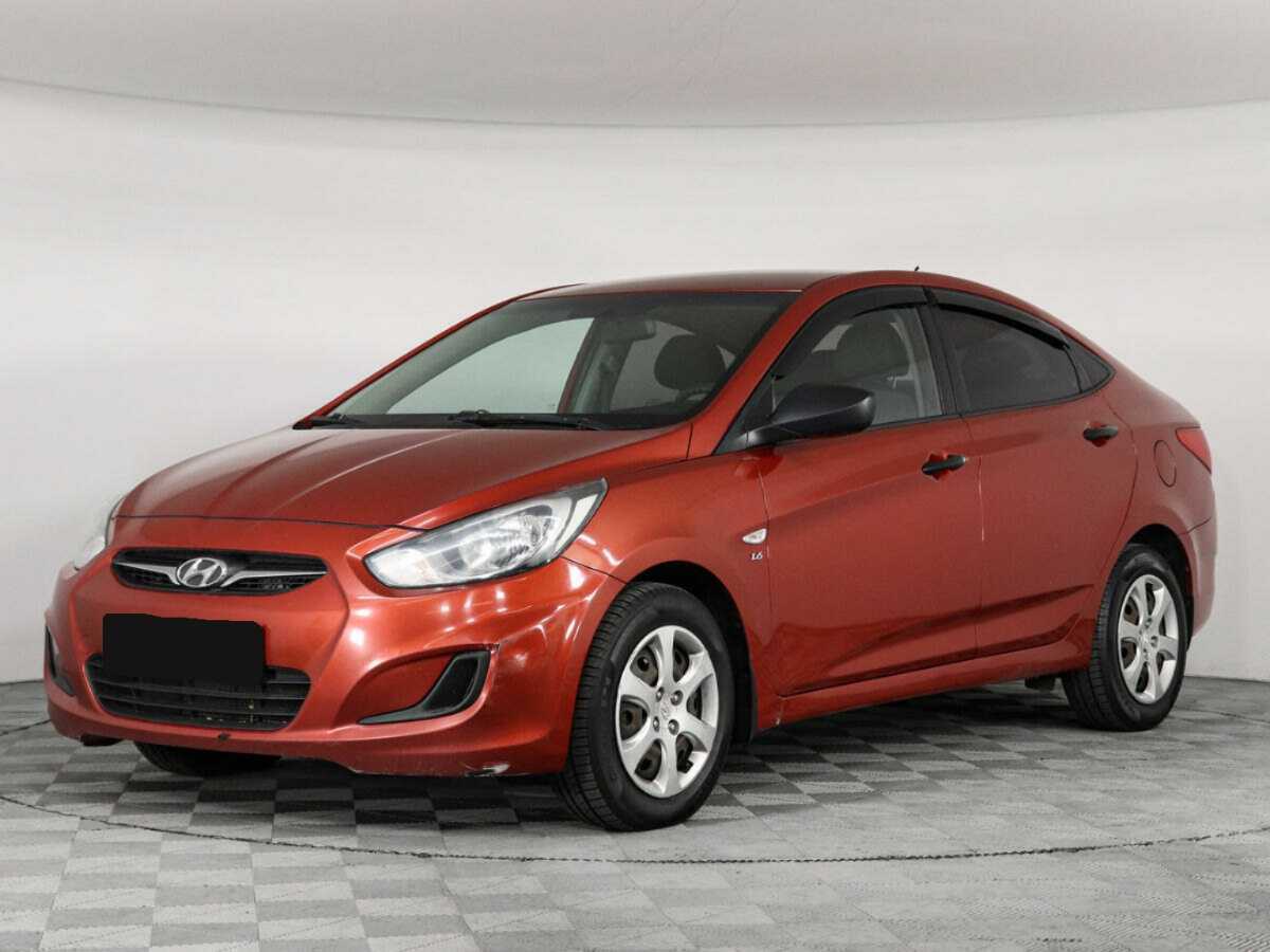 Hyundai Solaris 2013 года с пробегом. Посмотреть фото