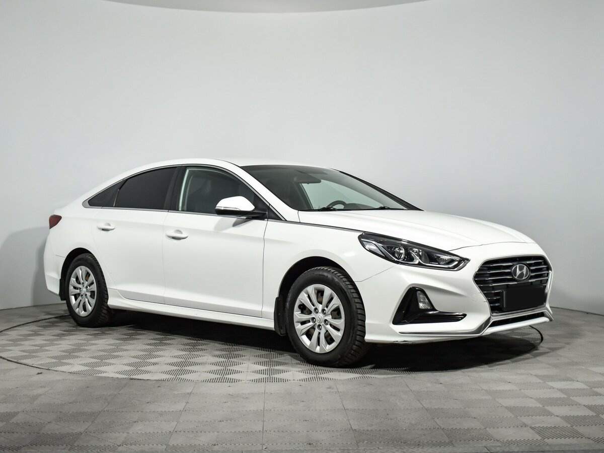 Hyundai Sonata 2019 года с пробегом. Фото: #2