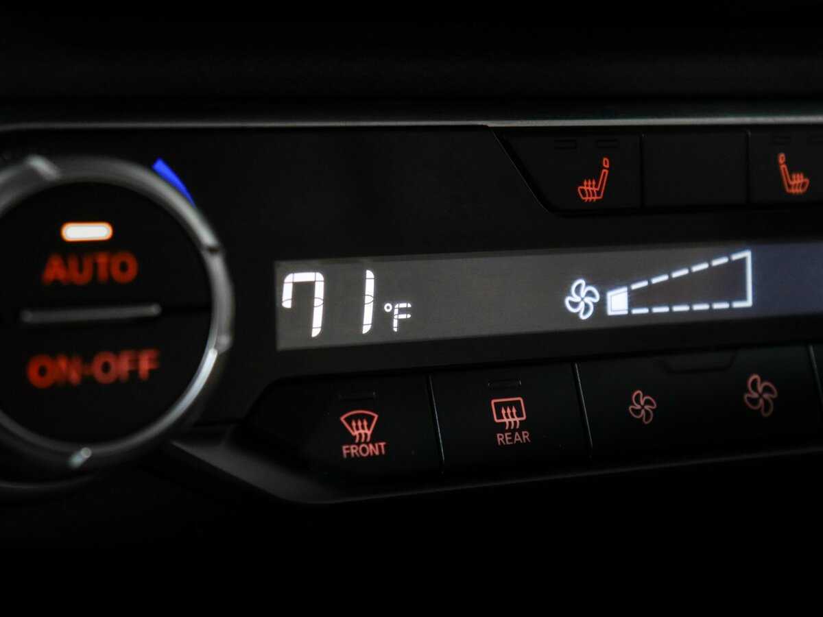 Nissan Sentra 2021 года с пробегом. Фото: #17