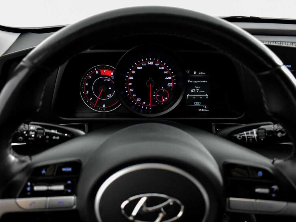 Hyundai Elantra 2021 года с пробегом. Фото: #14
