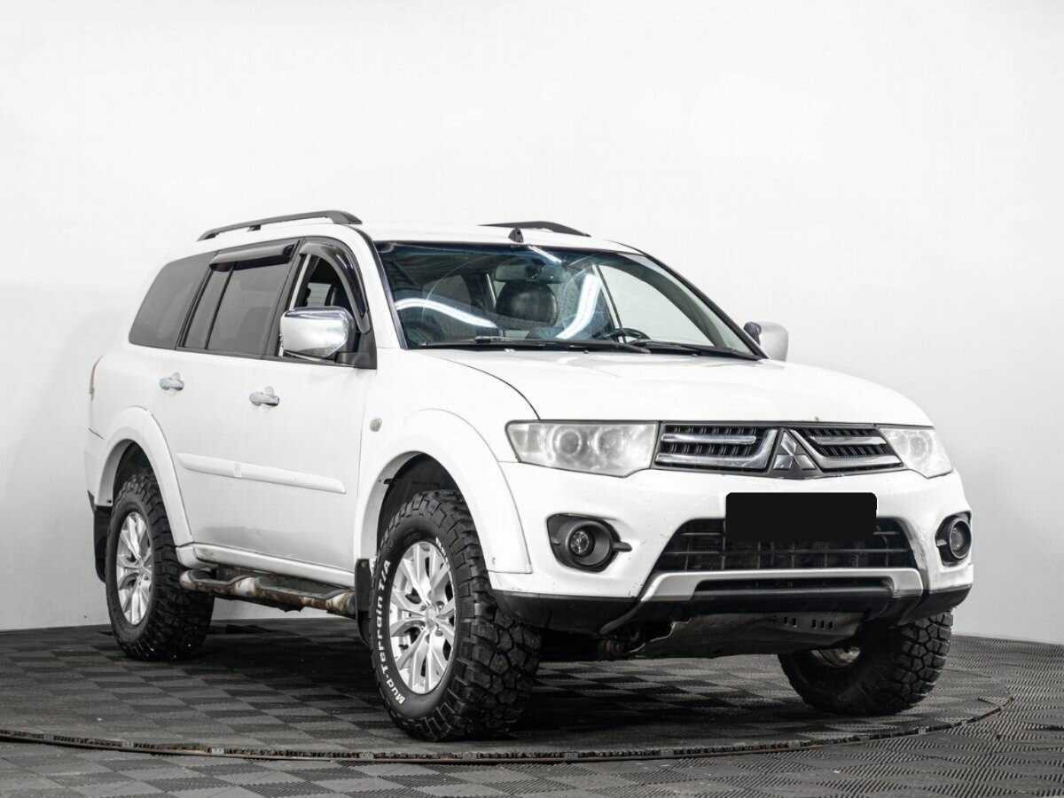Mitsubishi Pajero Sport 2014 года с пробегом. Фото: #2