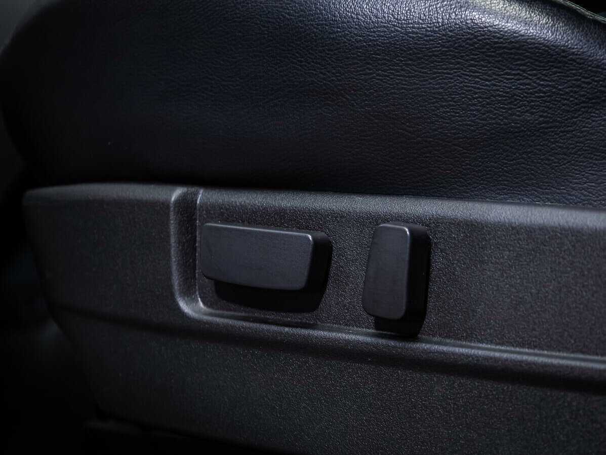 Mitsubishi Pajero Sport 2015 года с пробегом. Фото: #13