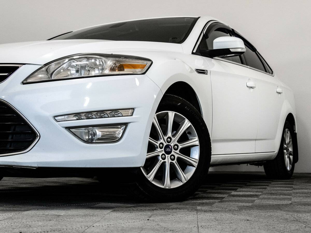 Ford Mondeo 2012 года с пробегом. Фото: #1