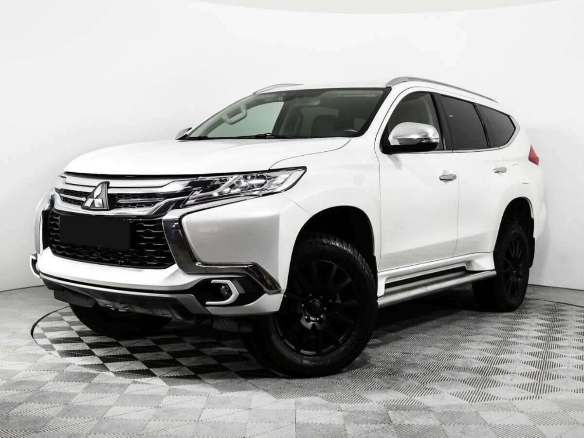 Mitsubishi Pajero Sport 2018 года с пробегом. Фото: #0
