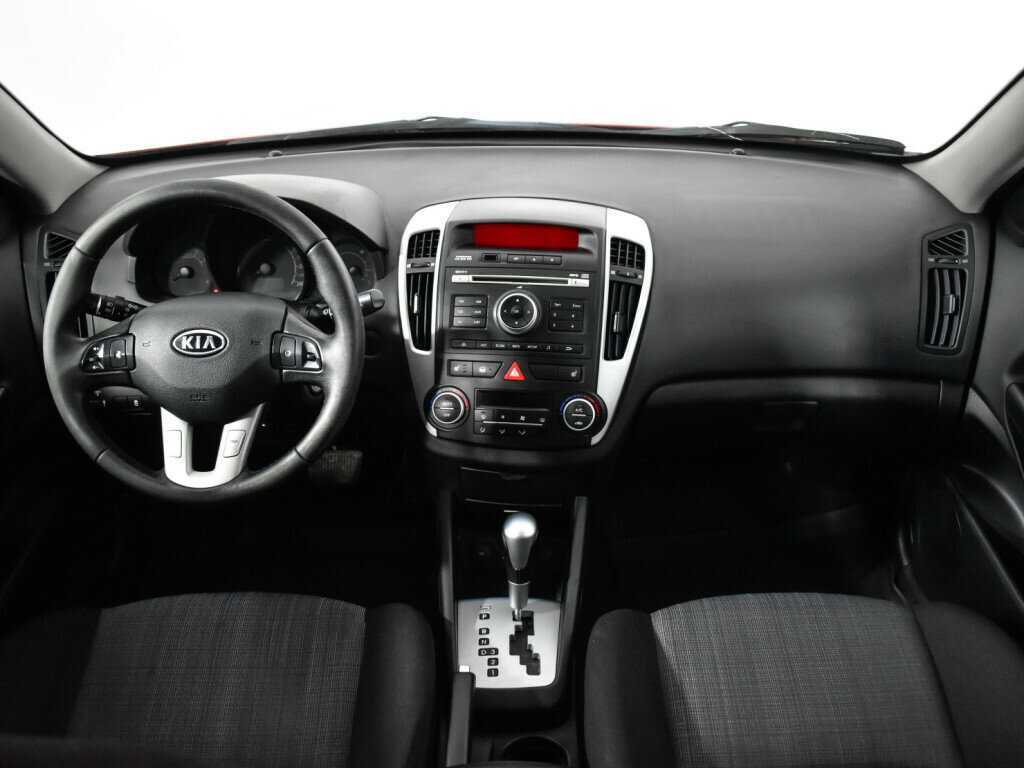 Kia Ceed 2012 года с пробегом. Фото: #11