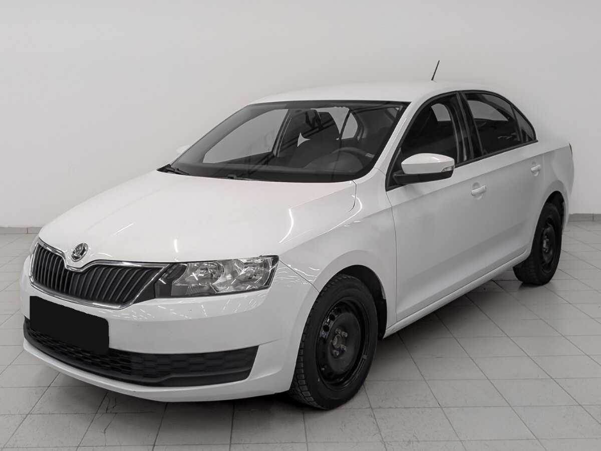 Skoda Rapid 2017 года с пробегом. Посмотреть фото