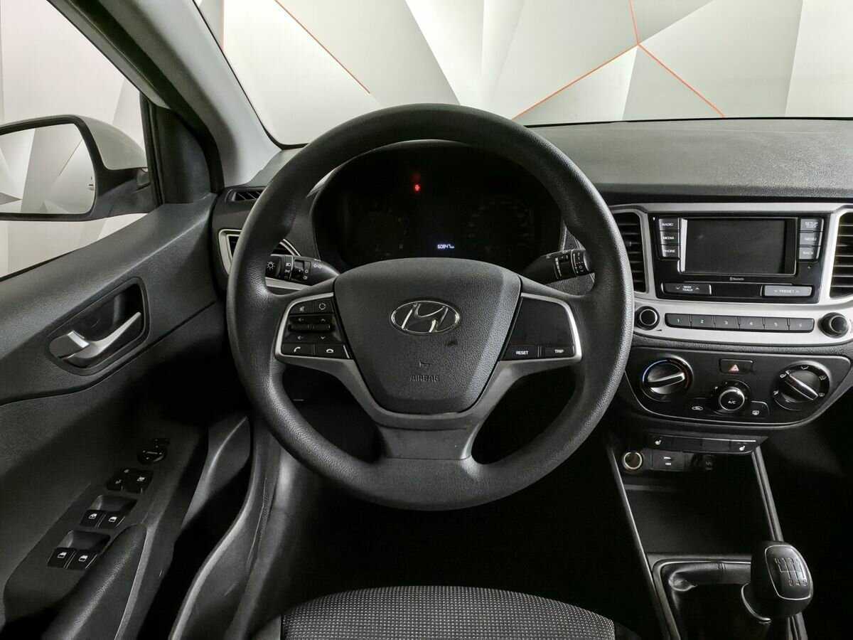Hyundai Solaris 2021 года с пробегом. Фото: #14