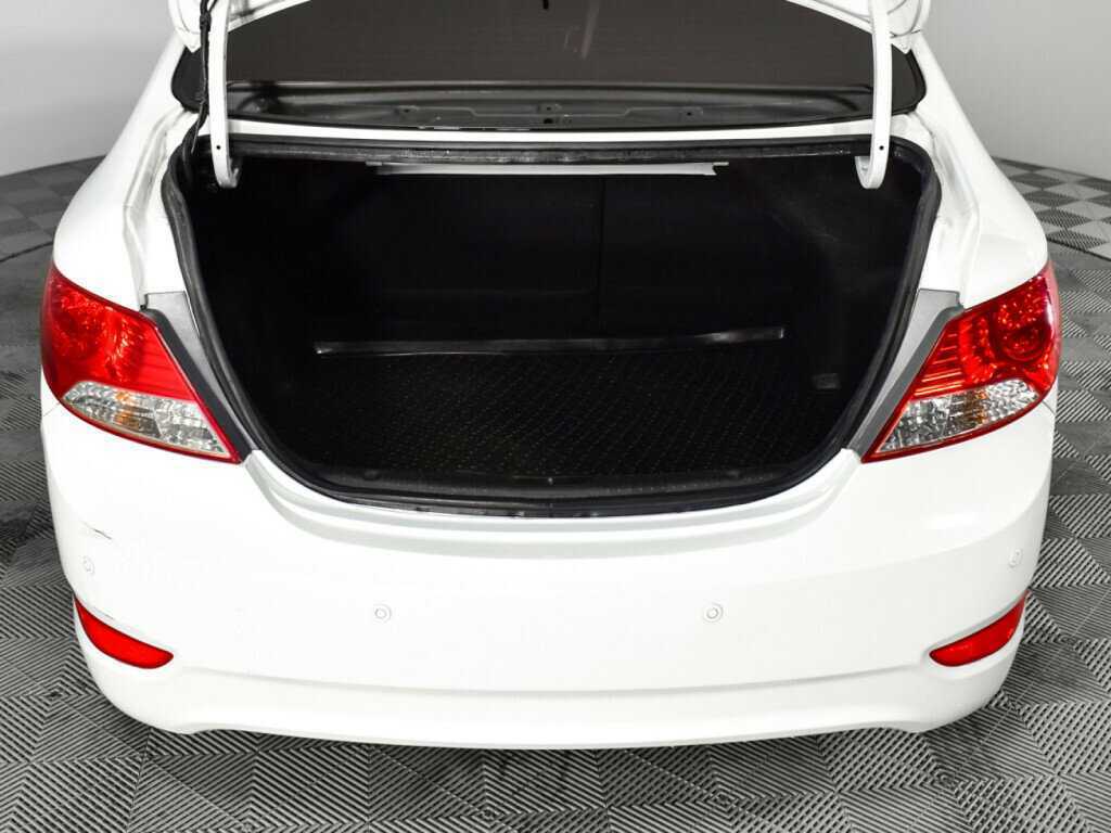 Hyundai Solaris 2013 года с пробегом. Фото: #14