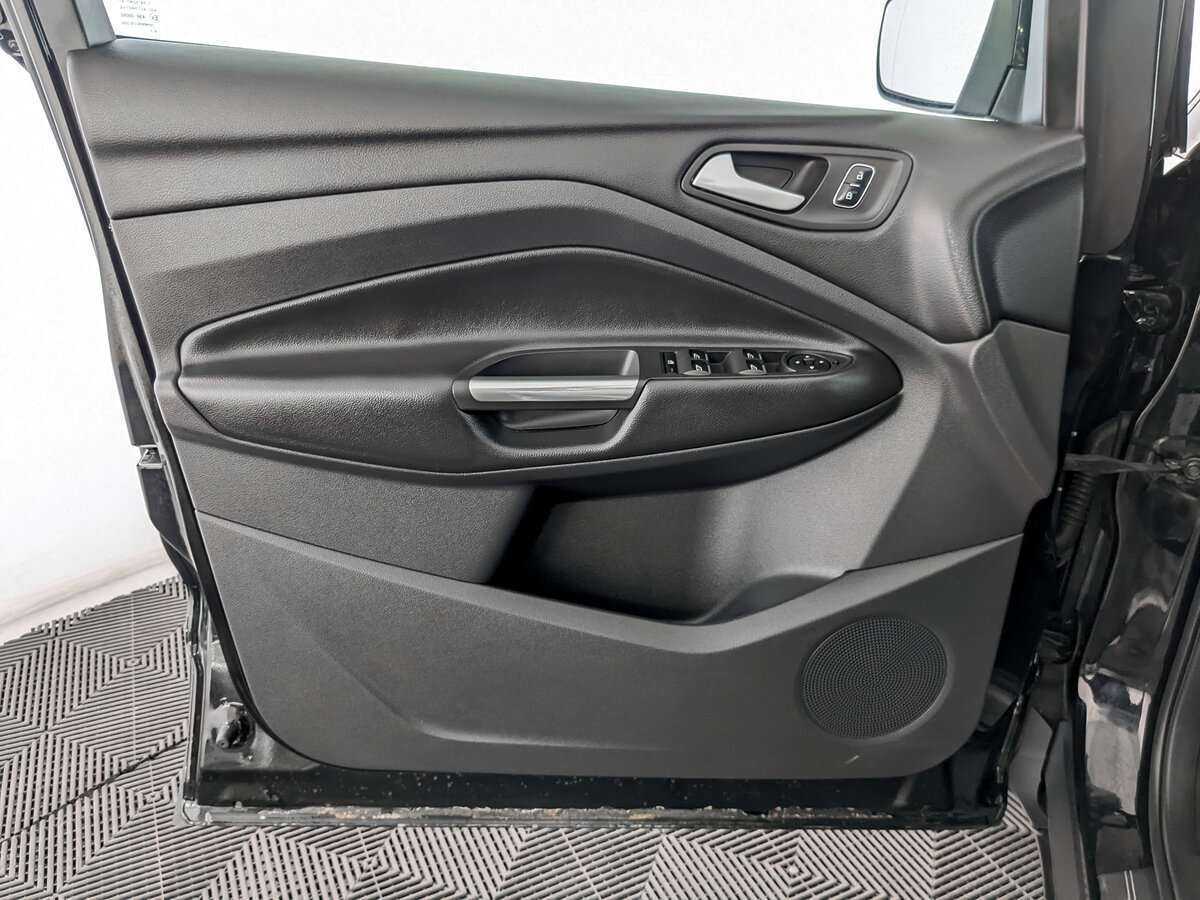 Ford Kuga 2016 года с пробегом. Фото: #18