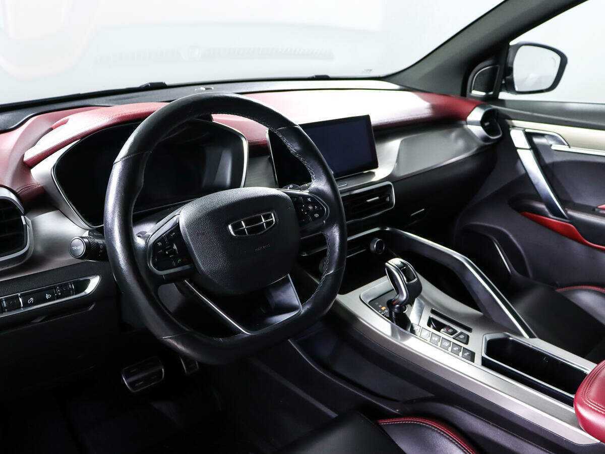 Geely Coolray 2020 года с пробегом. Фото: #10