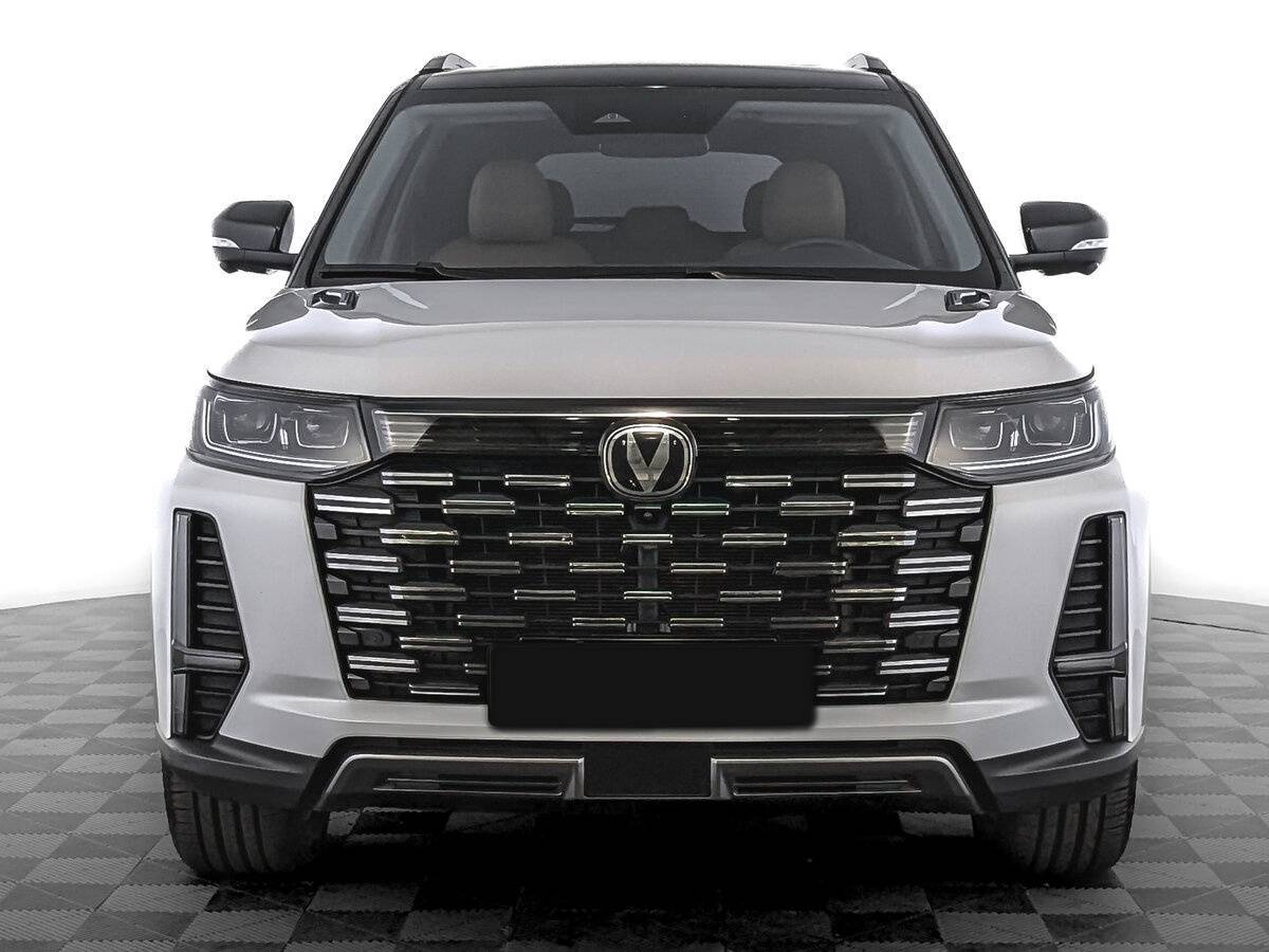 Changan CS95 2023 года с пробегом. Фото: #1