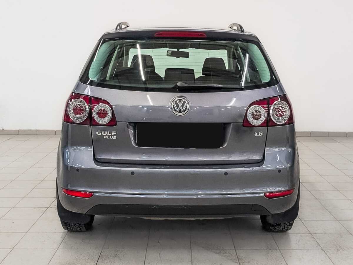 Volkswagen Golf Plus 2012 года с пробегом. Фото: #5