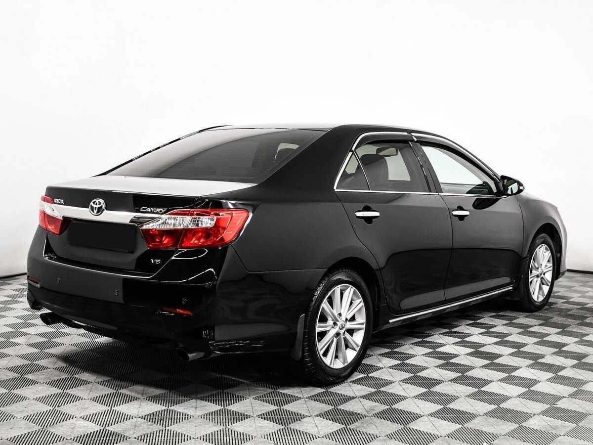 Toyota Camry 2013 года с пробегом. Фото: #4