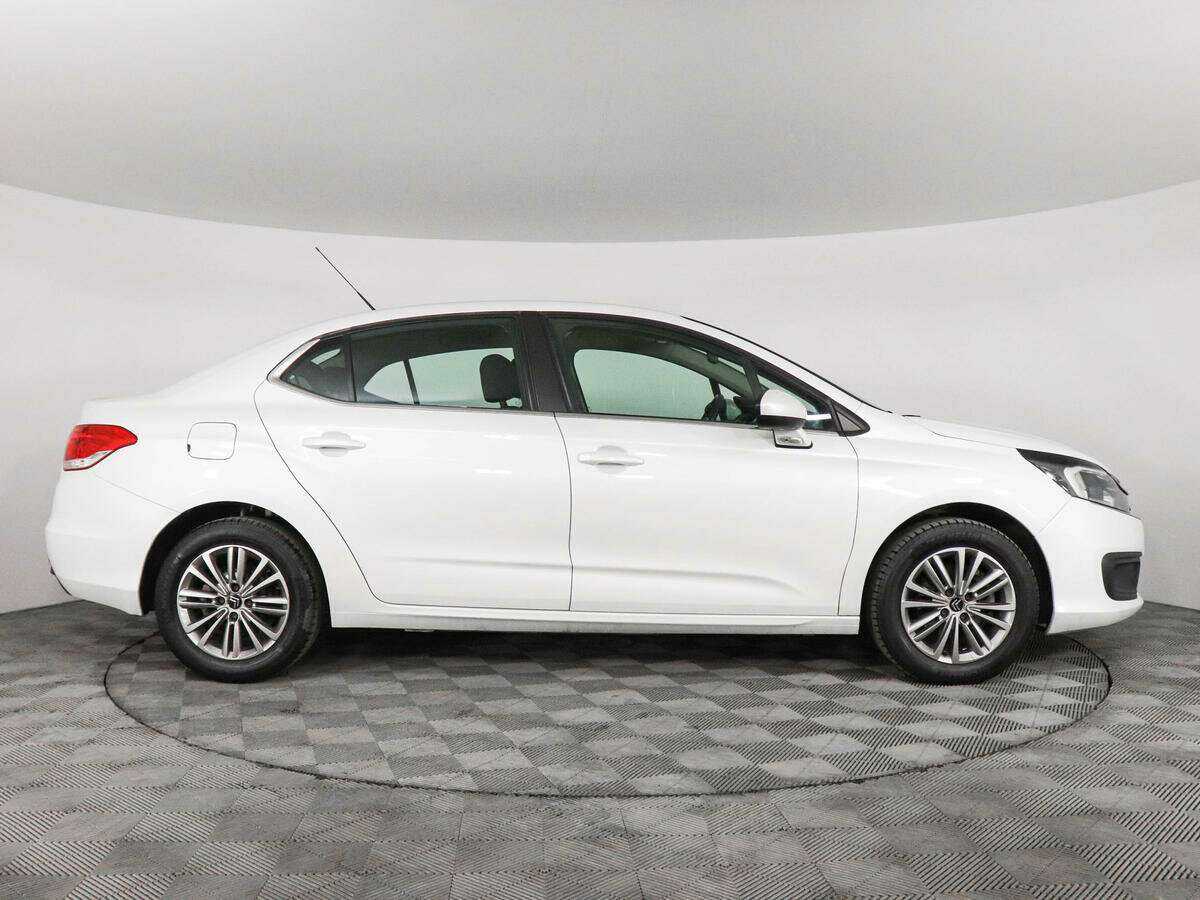 Citroen C4 2017 года с пробегом. Фото: #3