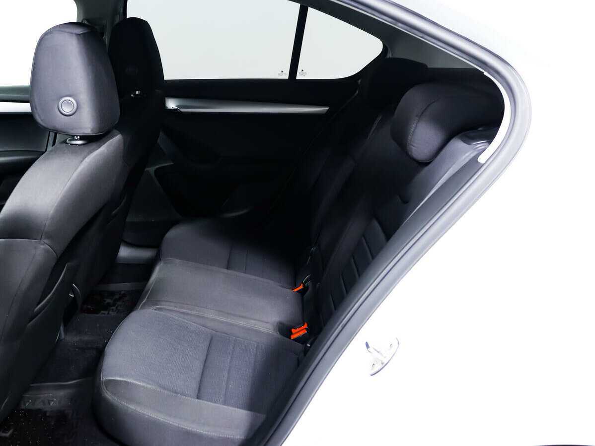 Skoda Octavia 2016 года с пробегом. Фото: #11