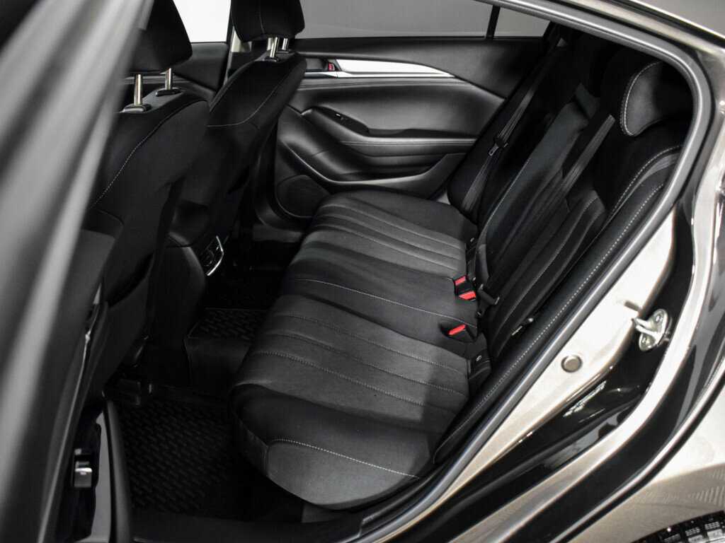 Mazda 6 2019 года с пробегом. Фото: #11