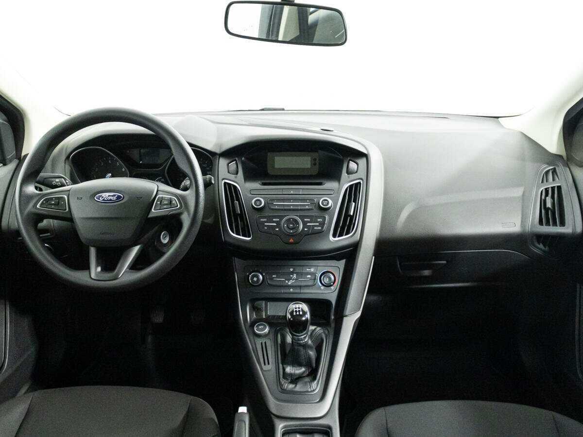 Ford Focus 2017 года с пробегом. Фото: #12