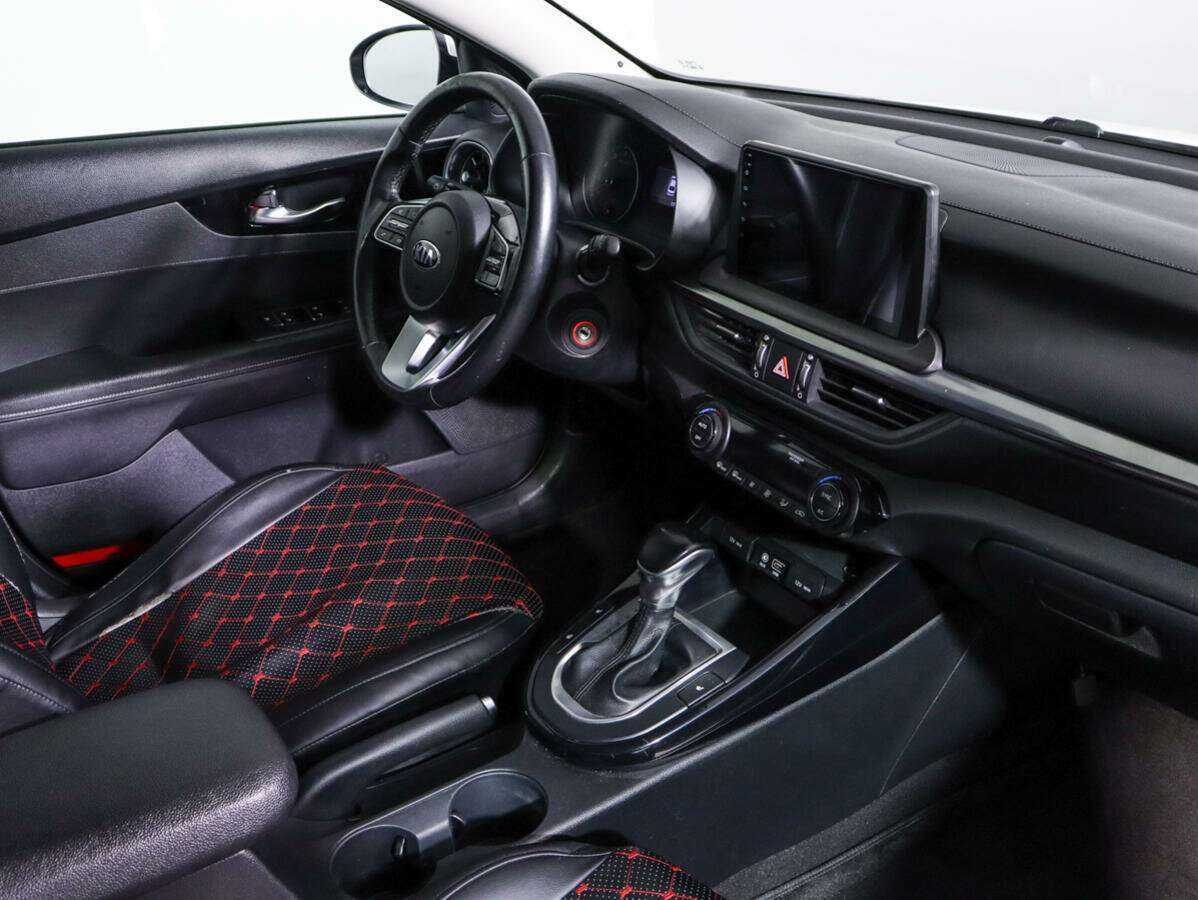 Kia Cerato 2019 года с пробегом. Фото: #8