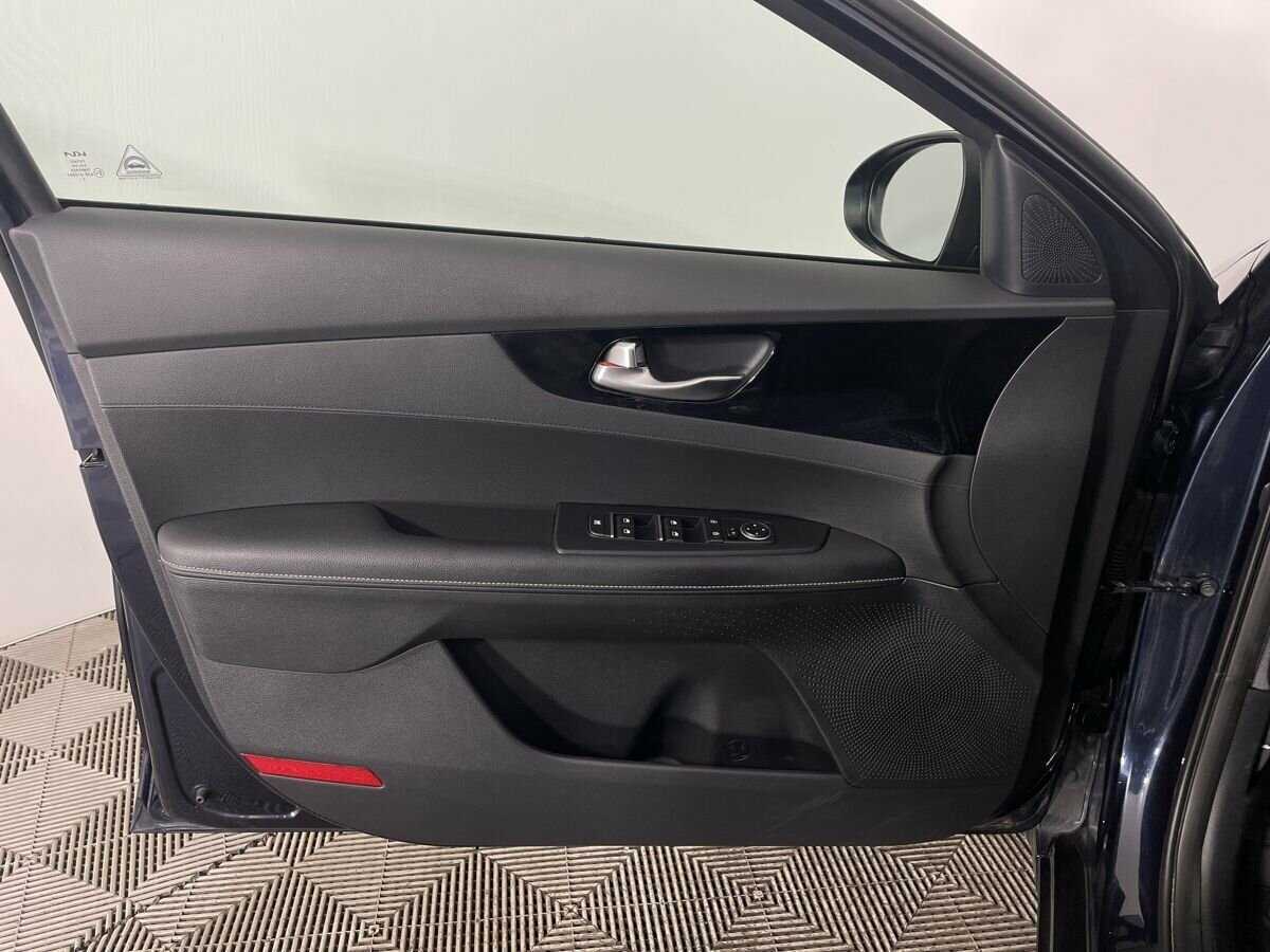 Kia Cerato 2021 года с пробегом. Фото: #7