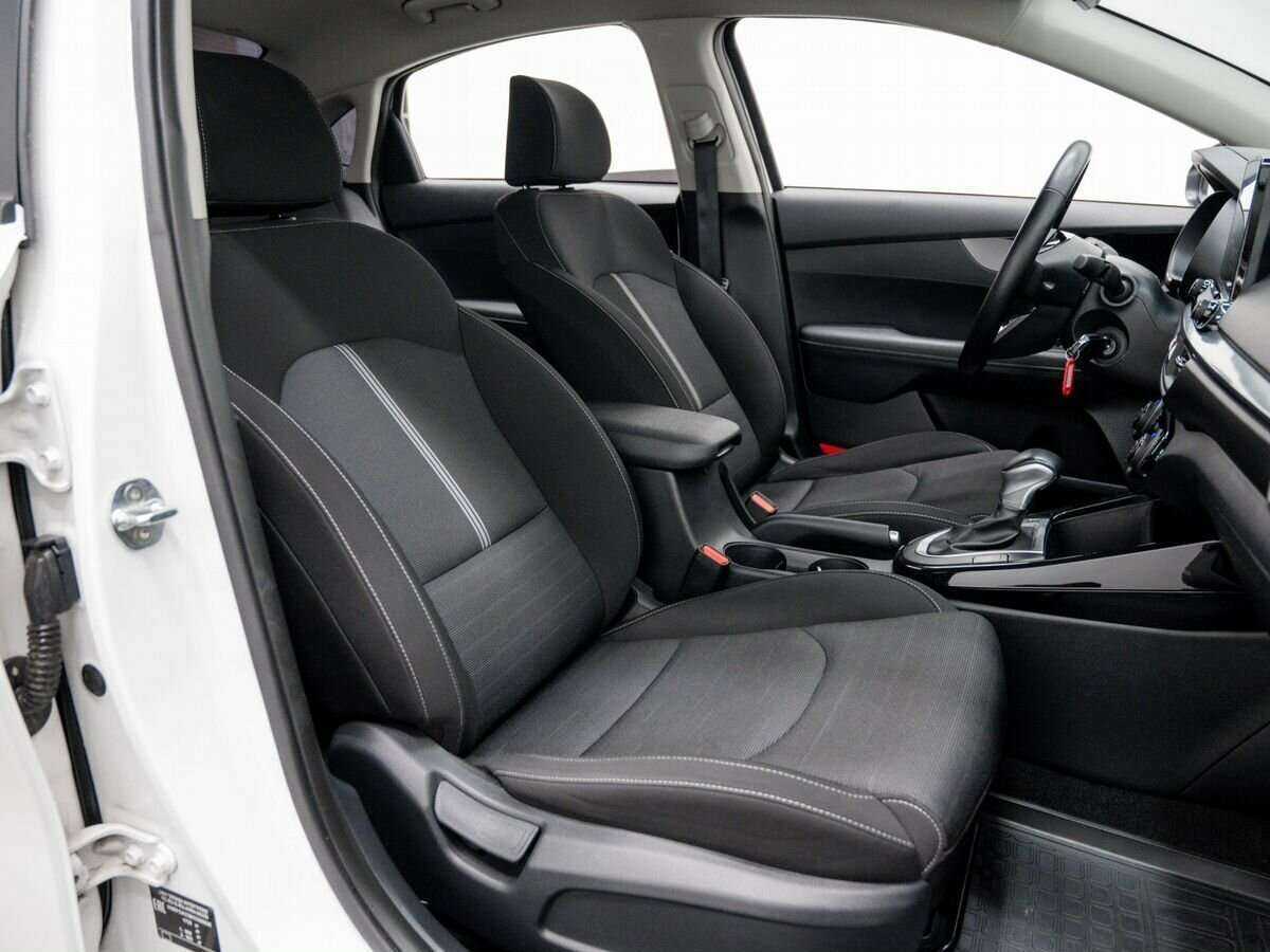 Kia Cerato 2019 года с пробегом. Фото: #7