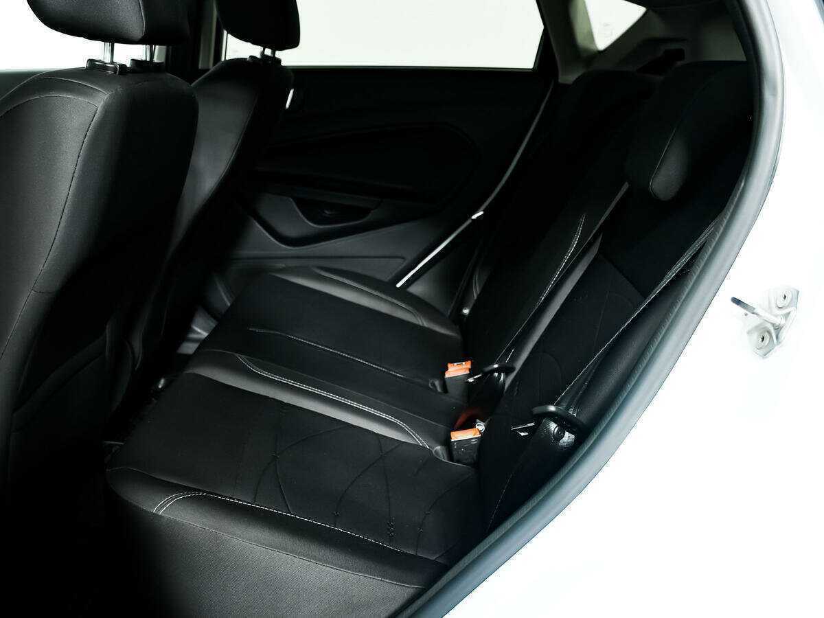 Ford Fiesta 2016 года с пробегом. Фото: #11