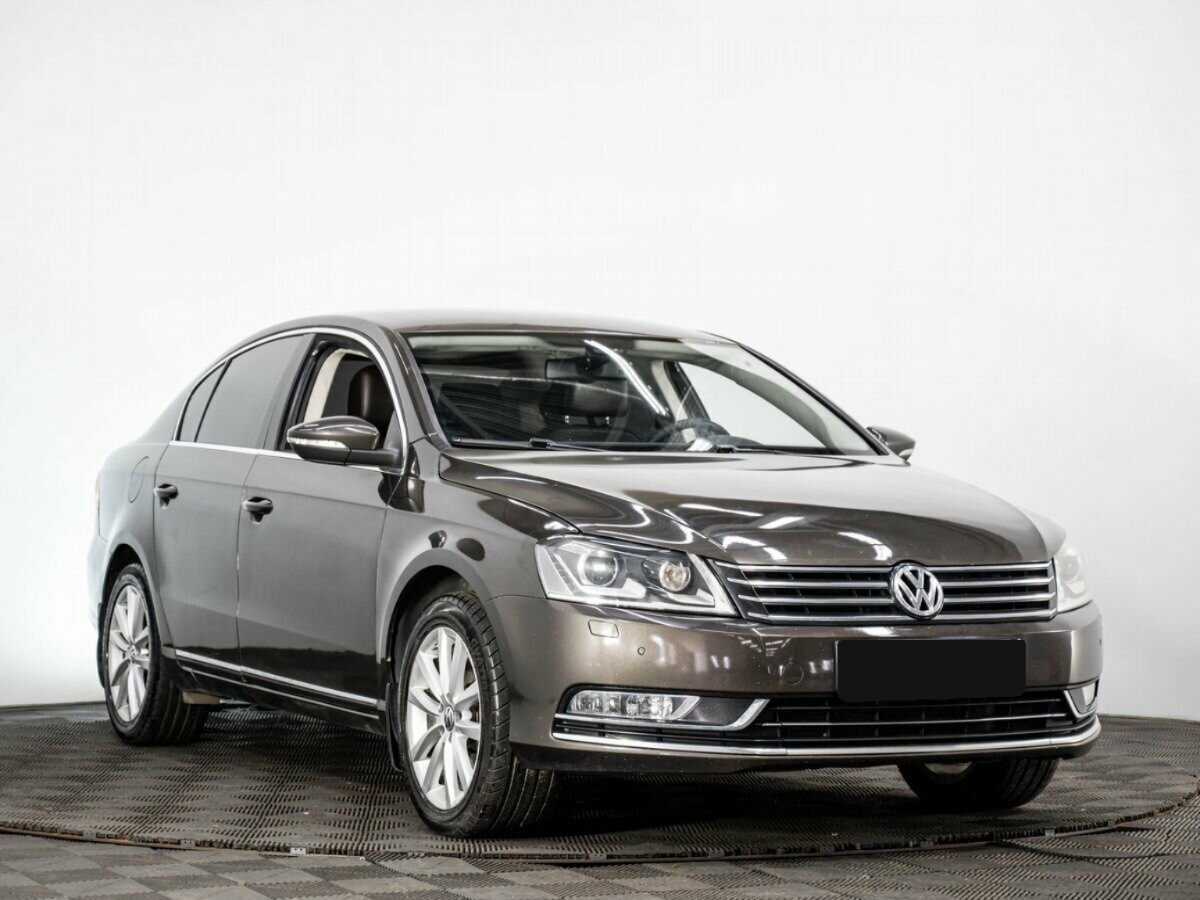 Volkswagen Passat 2012 года с пробегом. Фото: #2