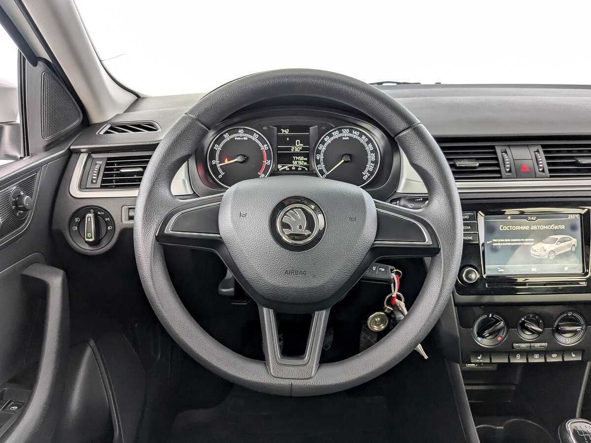 Skoda Rapid 2019 года с пробегом. Фото: #16