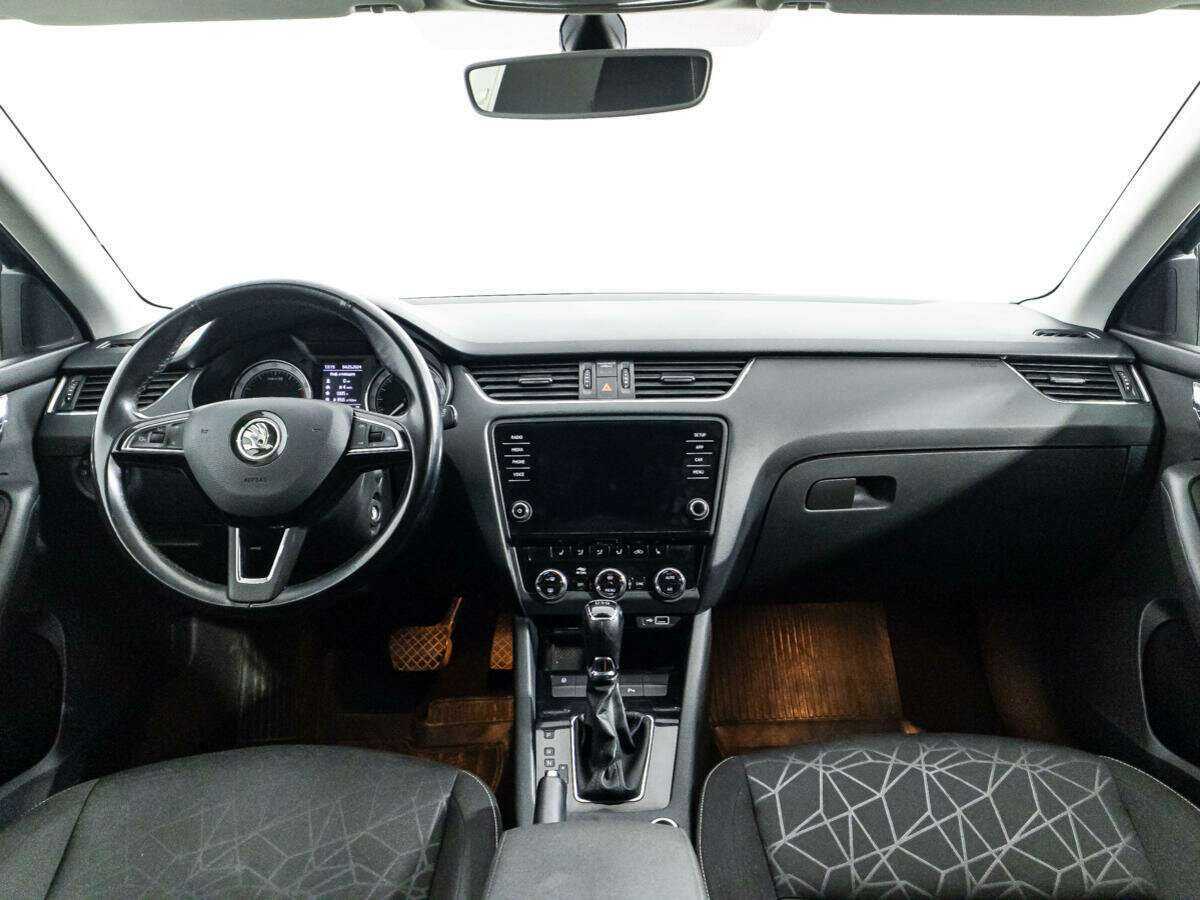 Skoda Octavia 2019 года с пробегом. Фото: #12