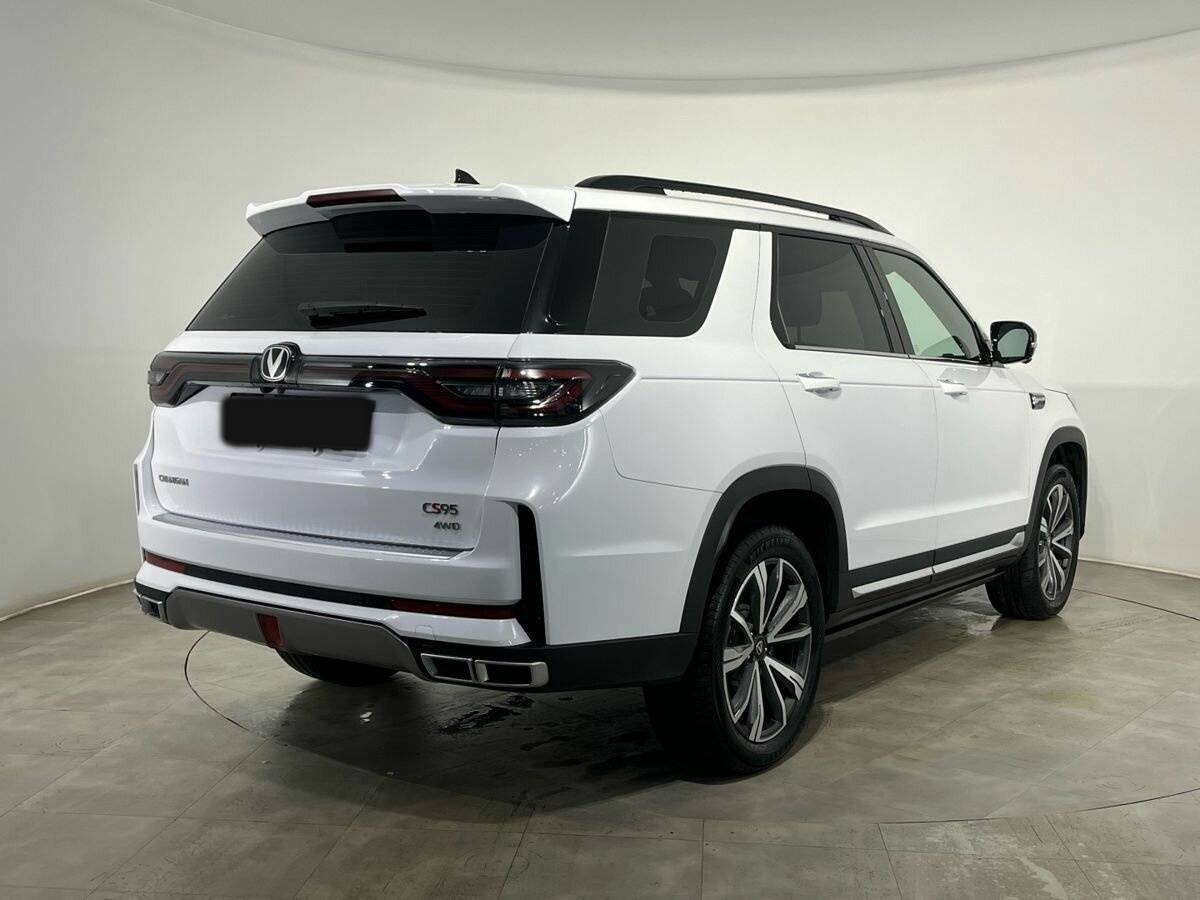 Changan CS95 2023 года с пробегом. Фото: #3