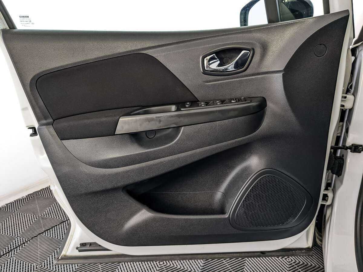 Renault Kaptur 2019 года с пробегом. Фото: #18