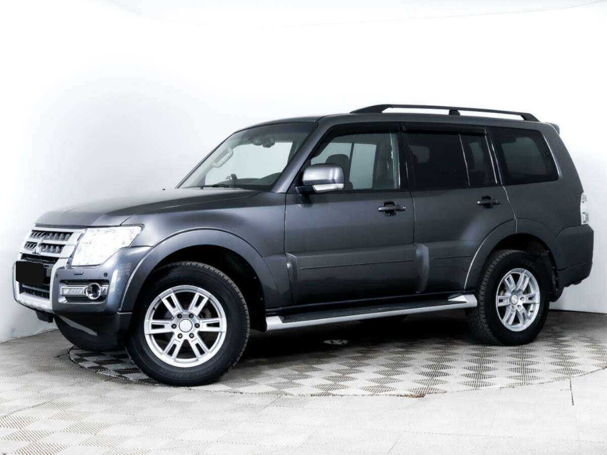 Mitsubishi Pajero 2018 года с пробегом. Посмотреть фото