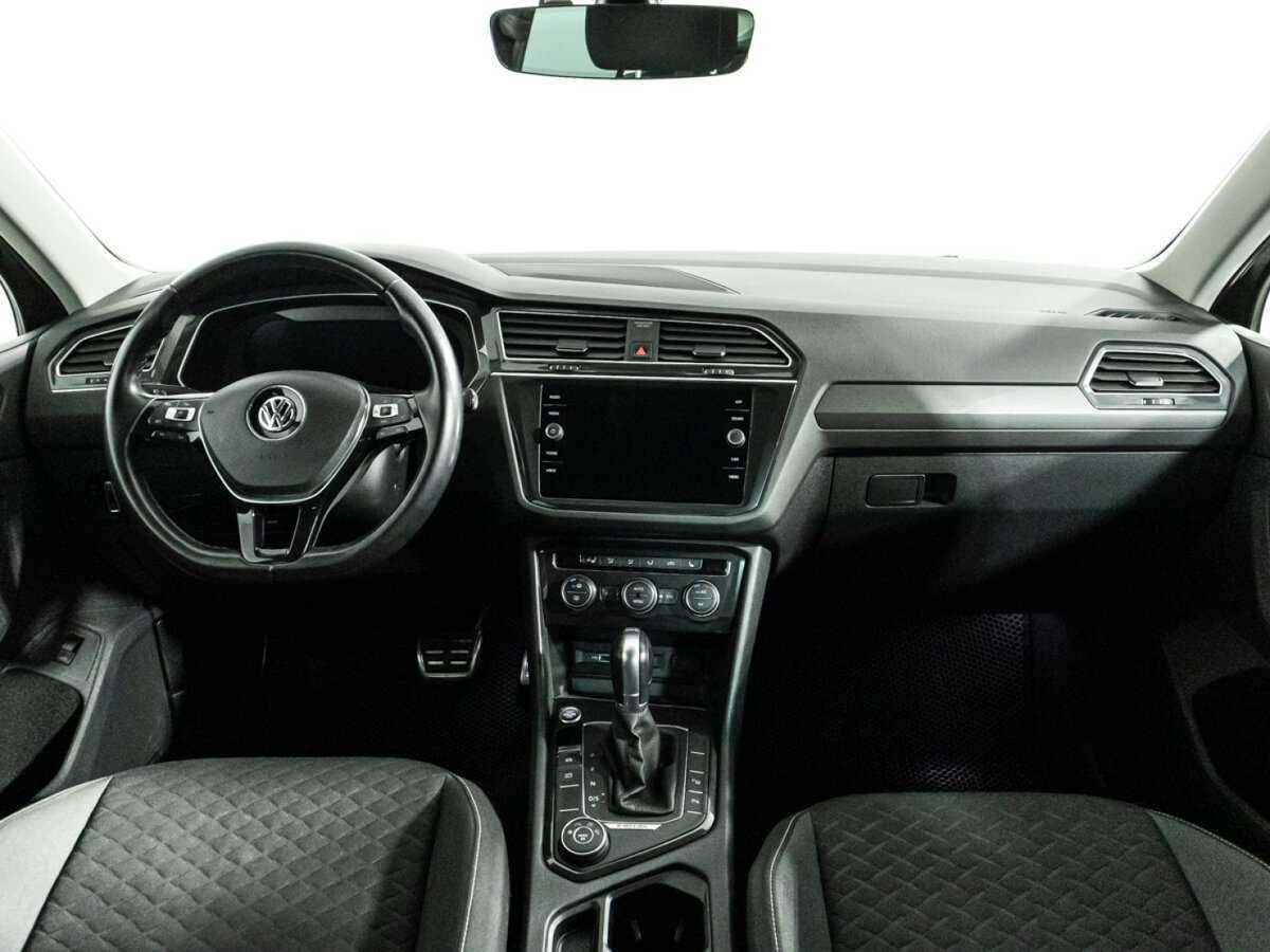 Volkswagen Tiguan 2018 года с пробегом. Фото: #12