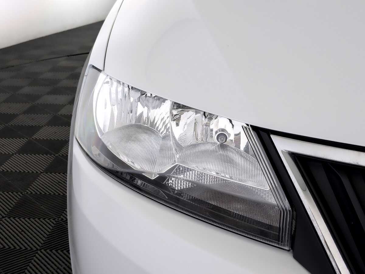 Skoda Rapid 2017 года с пробегом. Фото: #16