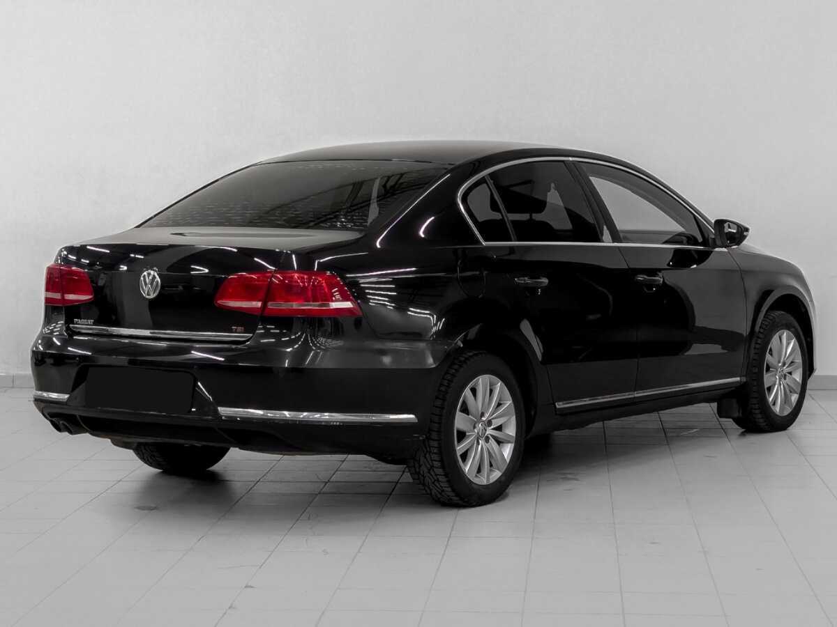 Volkswagen Passat 2012 года с пробегом. Фото: #4