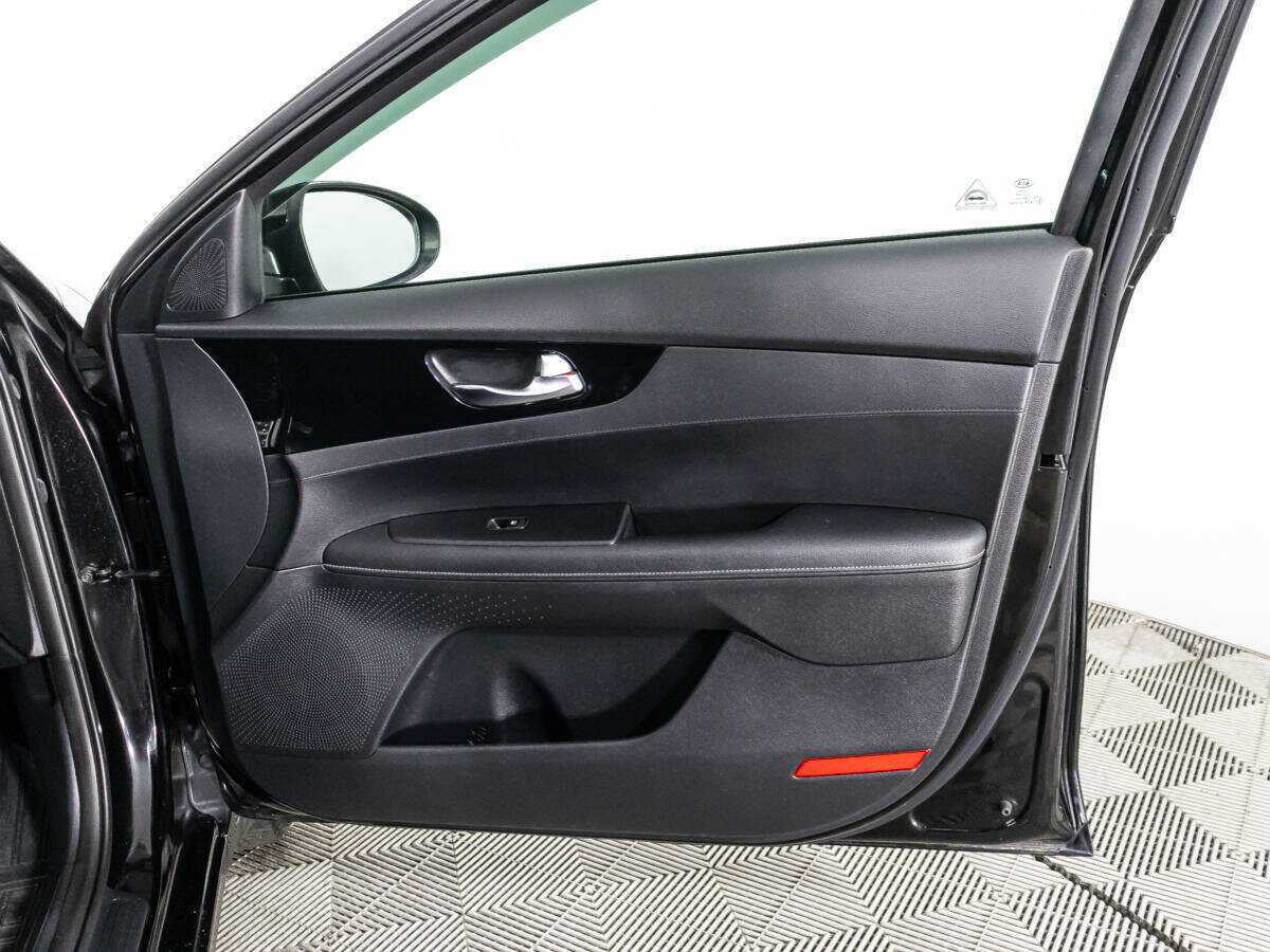 Kia Cerato 2021 года с пробегом. Фото: #24