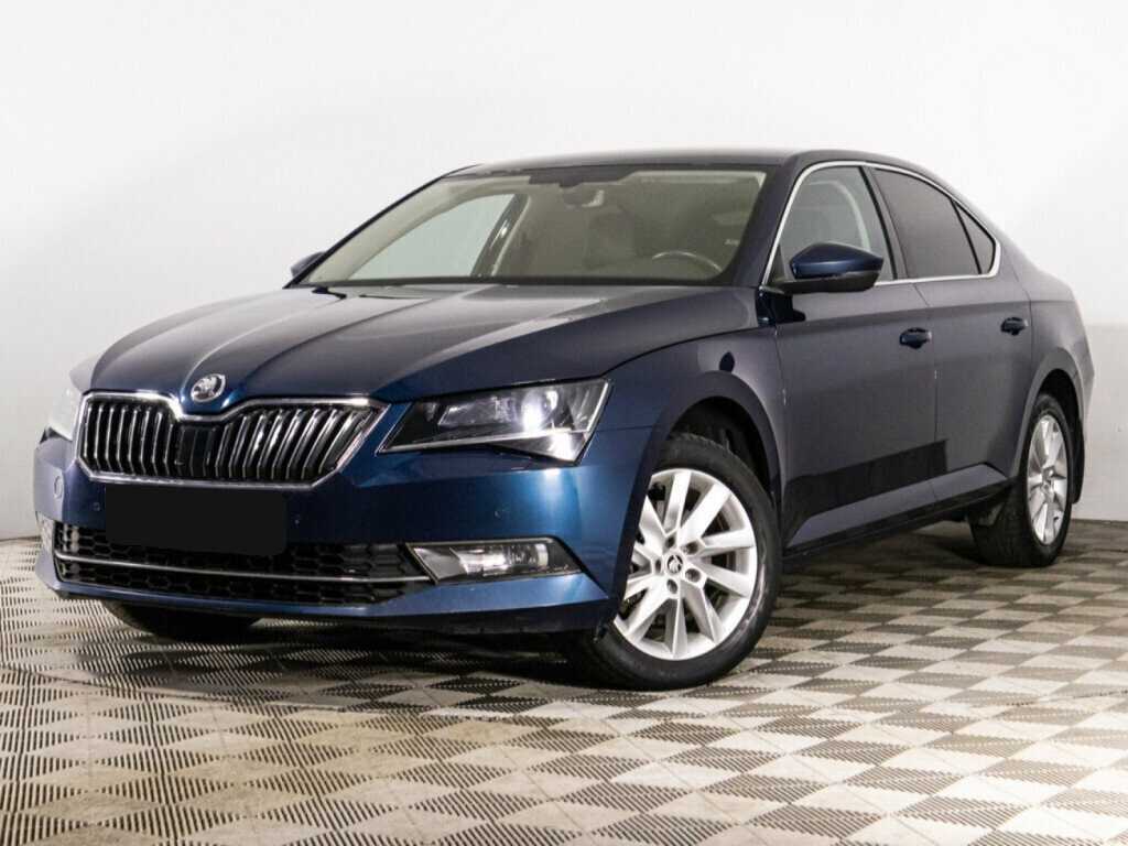Skoda Superb 2018 года с пробегом. Посмотреть фото