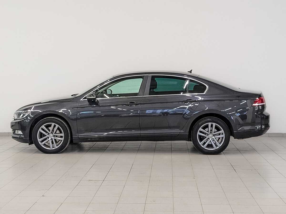 Volkswagen Passat 2019 года с пробегом. Фото: #7