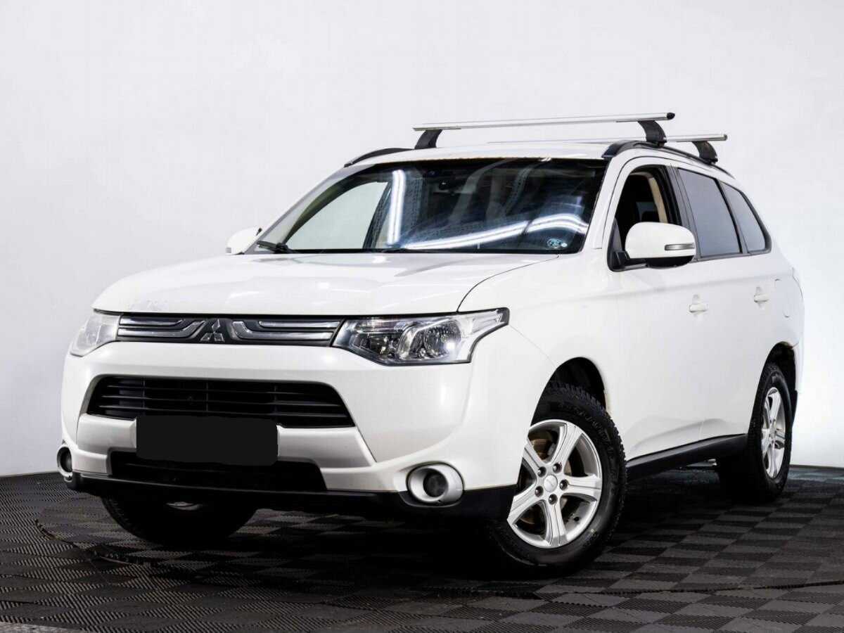 Mitsubishi Outlander 2012 года с пробегом. Посмотреть фото