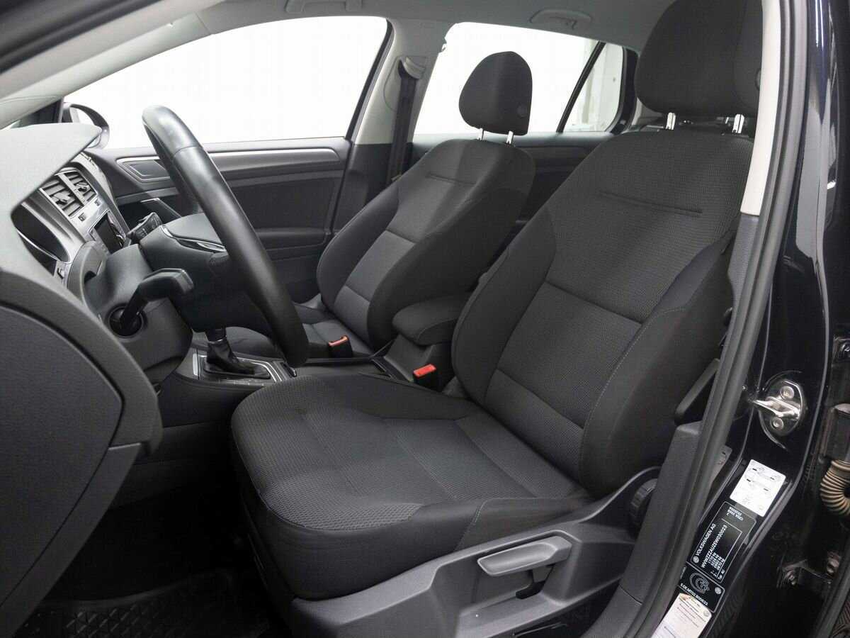 Volkswagen Golf 2013 года с пробегом. Фото: #9