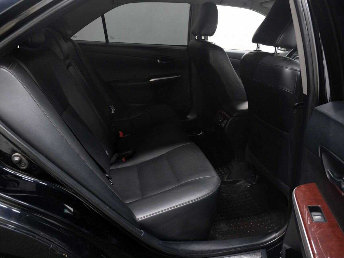 Toyota Camry 2012 года с пробегом. Фото: #9