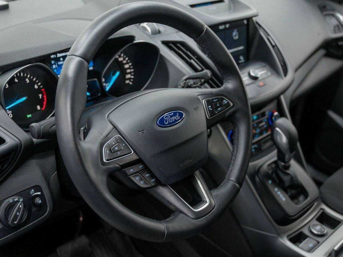 Ford Kuga 2017 года с пробегом. Фото: #17