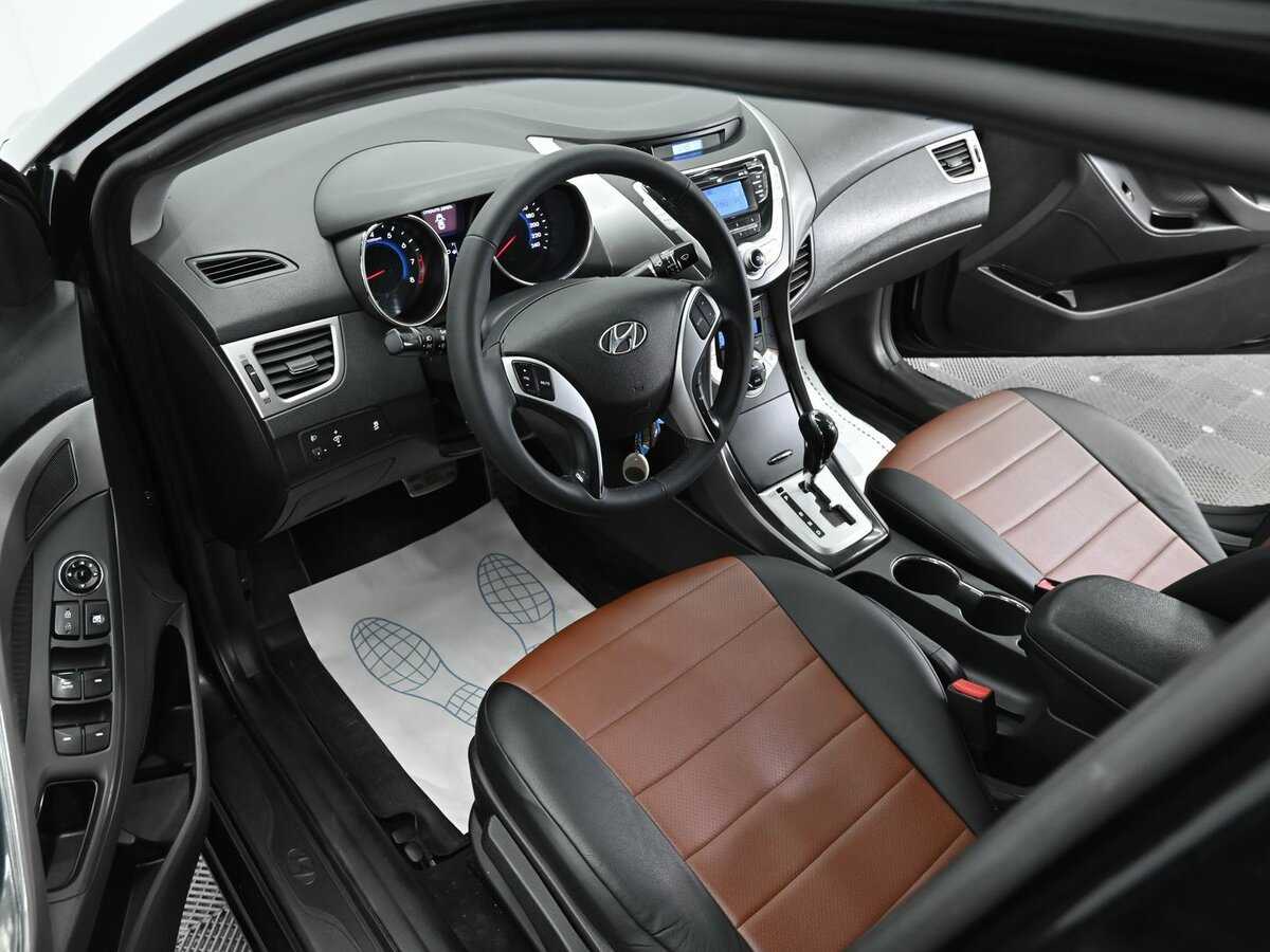 Hyundai Elantra 2012 года с пробегом. Фото: #7