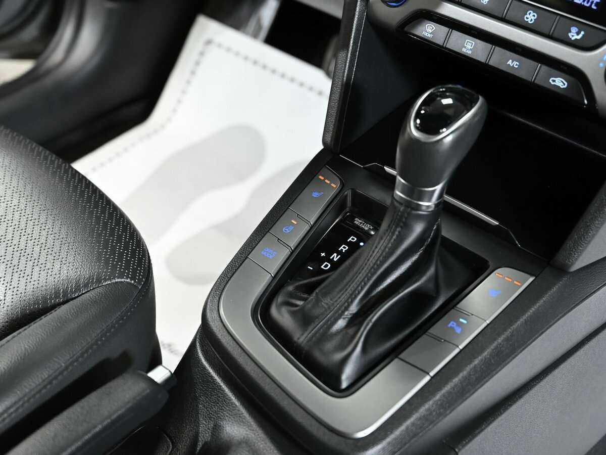 Hyundai Elantra 2018 года с пробегом. Фото: #13