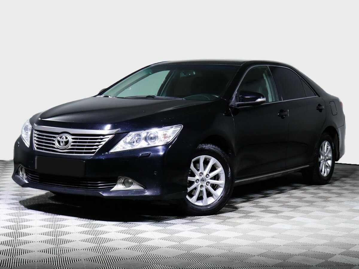 Toyota Camry 2013 года с пробегом. Посмотреть фото