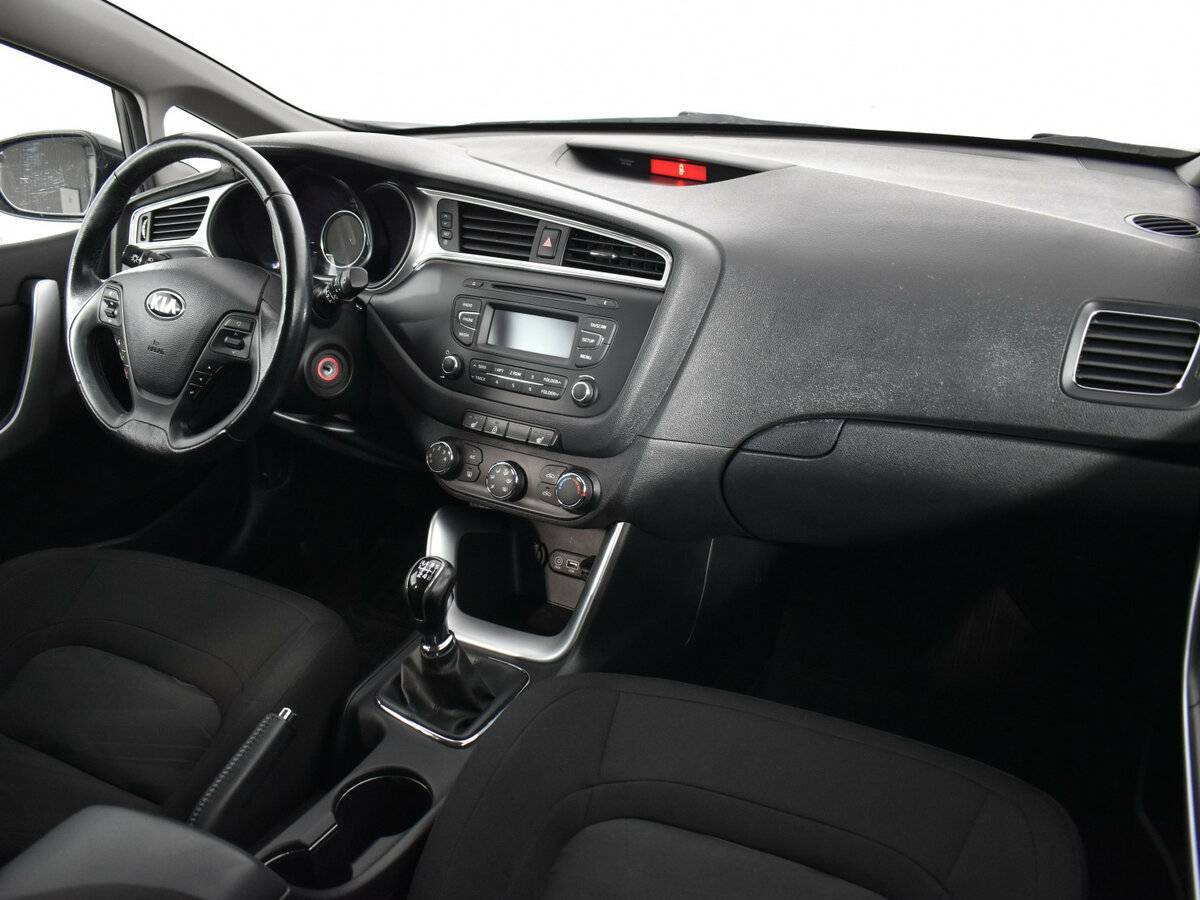 Kia Ceed 2016 года с пробегом. Фото: #9
