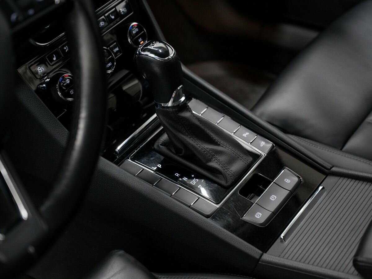 Skoda Superb 2018 года с пробегом. Фото: #19