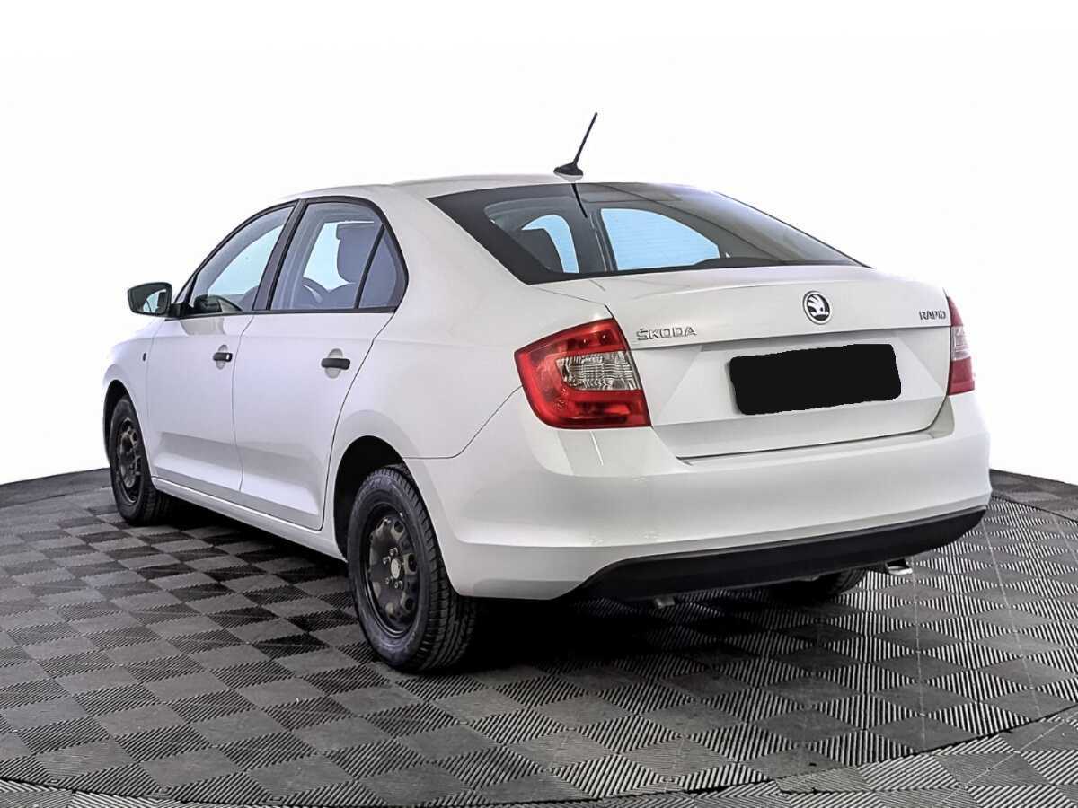 Skoda Rapid 2017 года с пробегом. Фото: #6